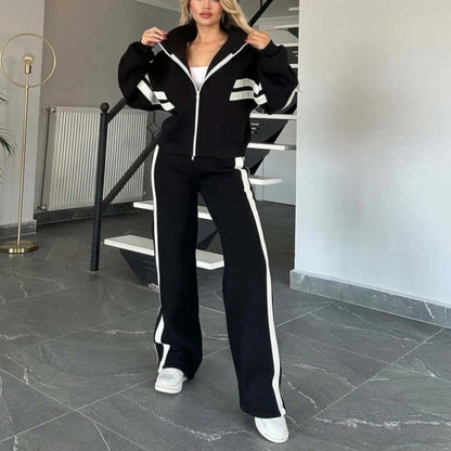 Ensemble Sport-Chic Striped Motion